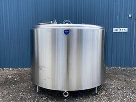 3,800ltr Jacketed Stainless Steel Tank, Milk Vat - picture0' - Click to enlarge
