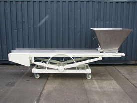 Motorised Belt Conveyor with Hopper Feed - 3.6m long - Adjustable Height Incline - picture0' - Click to enlarge