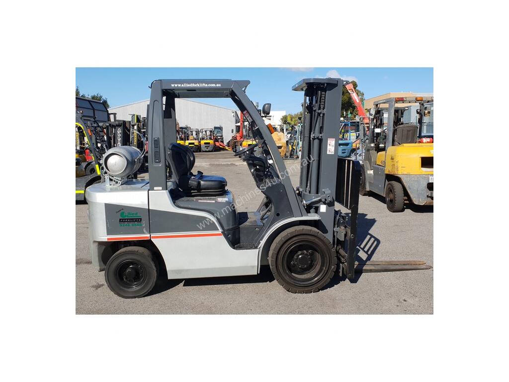 Used Nissan Nissan 2500kg Lpg Forklift With Container Mast Sideshift Fork Positioner Counterbalance Forklifts In Listed On Machines4u