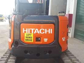 Hitachi ZX48U-5 With Tilt Hitch - picture0' - Click to enlarge