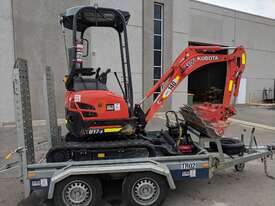1.7t Mini Excavators for hire - picture0' - Click to enlarge