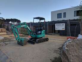 1.7t Mini Excavators for hire - picture1' - Click to enlarge