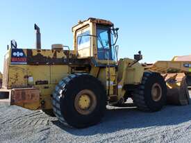 Komatsu WA500-1 Wheel Loader - picture2' - Click to enlarge