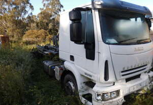 120E28 iveco Cab Chassis , air bag front and rear , low kms