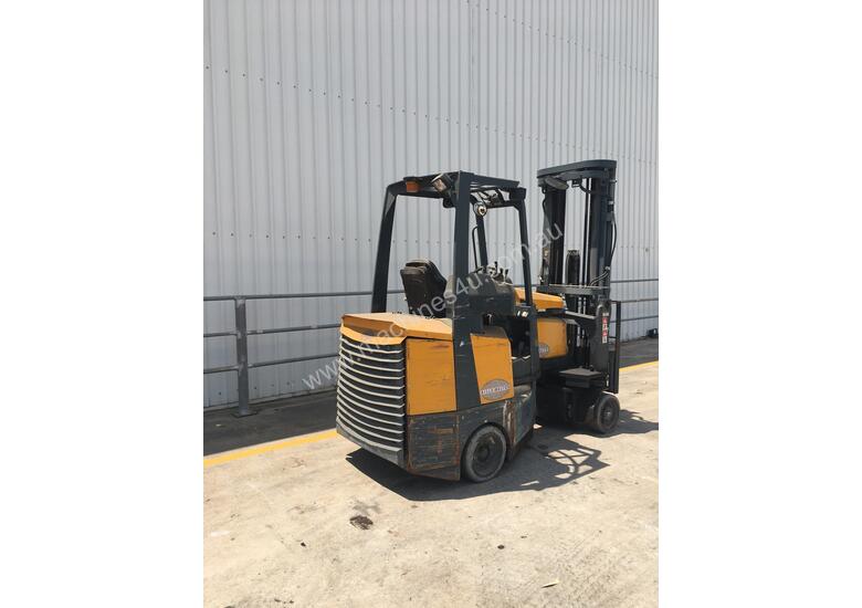 caption 2.0T Battery Electric Narrow Aisle Forklift