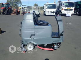 2020 ARTRED AR-S9 RIDE ON ELETRIC SCRUBBER (UNUSED) - picture0' - Click to enlarge