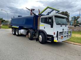 Water Truck Iveco Acco 2350G 8x4 Auto SN1025 1CNF465 - picture0' - Click to enlarge