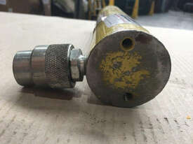 Enerpac 10 Ton Hydraulic Ram Porta Power 10T RC108 - picture1' - Click to enlarge