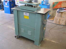 Kleen 20 gauge Lockseamer with Double Seam Rolls - picture1' - Click to enlarge