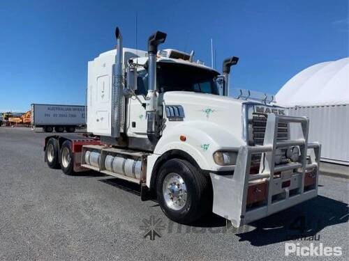 2009 Mack Superliner CLXT