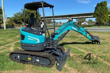 SUNWARD SWE25UF mini excavator 2.5 ton!!