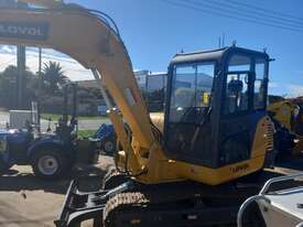 6 T Lovol Excavator  - picture0' - Click to enlarge