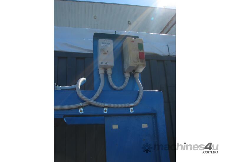 caption Twin Mixer Frame for IBC Mixing