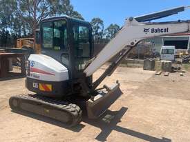 Used bobcat E35 - picture1' - Click to enlarge