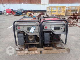 2 X HONDA EG3600CX 3.6KVA PETROL GENERATORS - picture0' - Click to enlarge