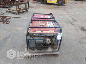 2 X HONDA EG3600CX 3.6KVA PETROL GENERATORS - picture0' - Click to enlarge