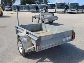 Custom 6X4 Trailer - picture1' - Click to enlarge