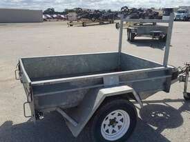 Custom 6X4 Trailer - picture2' - Click to enlarge