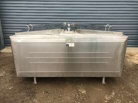1,850ltr Jacketed Stainless Steel Tank - picture1' - Click to enlarge