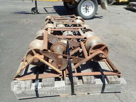 PALLET COMPRISING OF CABLE ROLLERS - picture0' - Click to enlarge