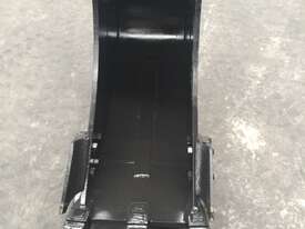 GP300MM WIDE BUCKET 15 TONNE SYDNEY BUCKETS - picture0' - Click to enlarge