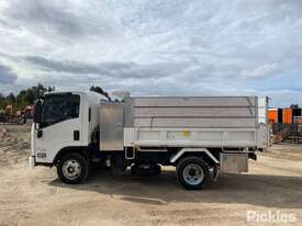 2018 Isuzu NPR 55-155 - picture1' - Click to enlarge