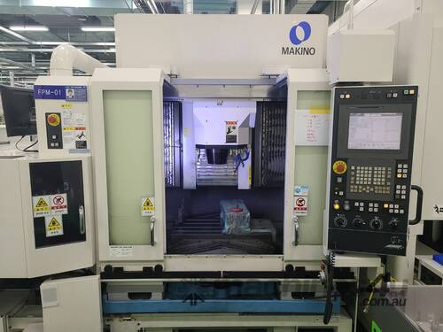 2013 Makino V33i Vertical Machining Centre