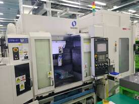 2013 Makino V33i Vertical Machining Centre - picture0' - Click to enlarge