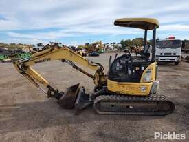 Komatsu PC30MR-2 - picture1' - Click to enlarge