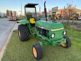 Tractor John Deere 1750 3PL 50HP ROPS - picture0' - Click to enlarge