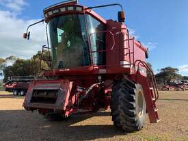 Case IH 2144 Axial Flow Combine & 1010 25ft Front - picture0' - Click to enlarge