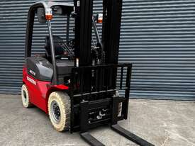 Manitou Industrial Forklift MI 25 D diesel - 2.5 tons - 4.5 m lift - picture1' - Click to enlarge