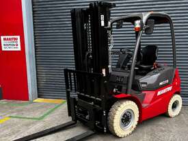 Manitou Industrial Forklift MI 25 D diesel - 2.5 tons - 4.5 m lift - picture2' - Click to enlarge