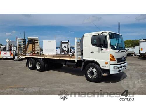 Hino FM1J