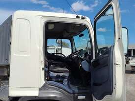 Hino FM1J - picture1' - Click to enlarge