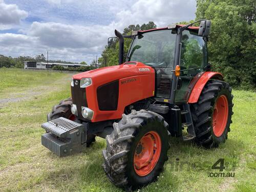 KUBOTA M135GX TRACTOR