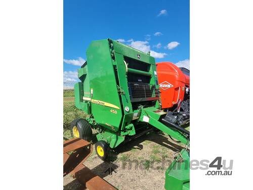 Used John Deere 458 Round Baler