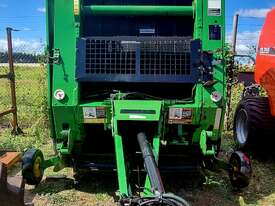 Used John Deere 458 Round Baler - picture2' - Click to enlarge