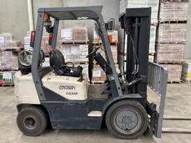 Crown LPG Forklift - picture0' - Click to enlarge