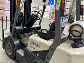 Crown LPG Forklift - picture0' - Click to enlarge