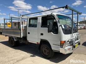 2001 Isuzu NPR - picture0' - Click to enlarge