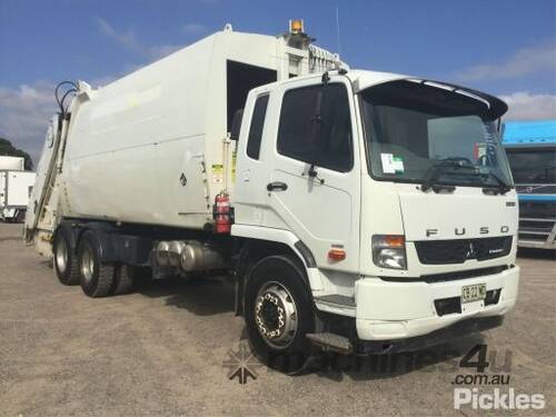 2014 Mitsubishi Fuso Fighter FK 600