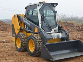 Skid Steer Loaders 3T - Perkins Engine + Range of Attachments - picture2' - Click to enlarge