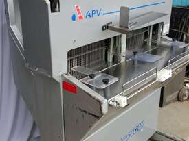 APV CURL FLOW COMMERCIAL BAKERY BREAD SLICER  - picture0' - Click to enlarge