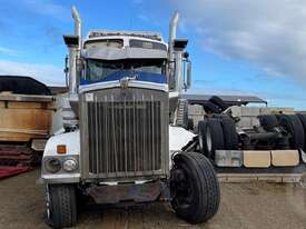 Kenworth T904 - picture0' - Click to enlarge