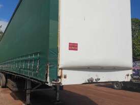 Tautliner Tri axle semi trailer  - picture0' - Click to enlarge