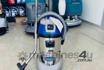 30L Commercial Stainless Steel Wet and Dry 1000W 240V 30L Commercial Stainless Steel Wet and Dry 1000W 240V