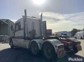 2001 Freightliner C120 - picture2' - Click to enlarge