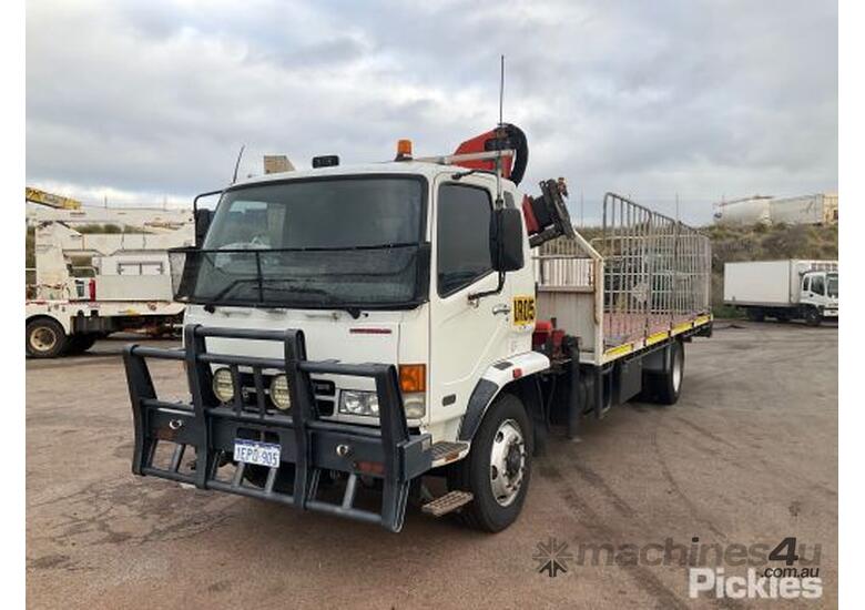 Buy Used 2007 Fuso 2007 Fuso Fighter FM65FS Crane Truck Table Top Tray