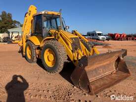 JCB 4CX Front End Loader/Backhoe - picture0' - Click to enlarge